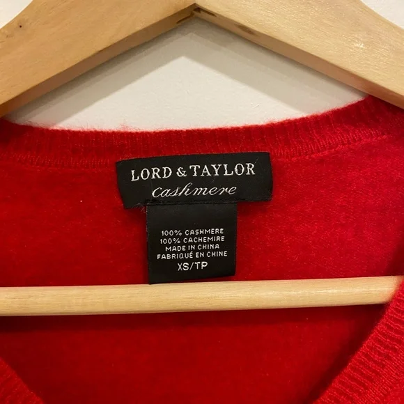 Lord and Taylor cashmere sweater - Picture 3 of 5